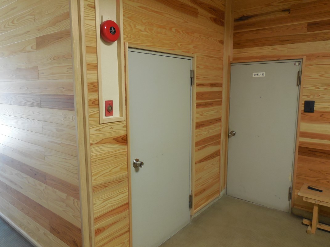 神奈川県木材会館1階の内装を木質化した写真5